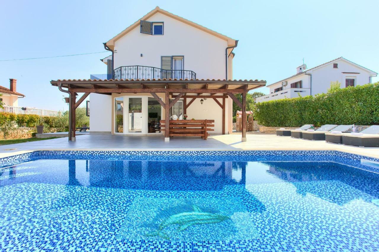Villa Tereza Malinska Exterior photo